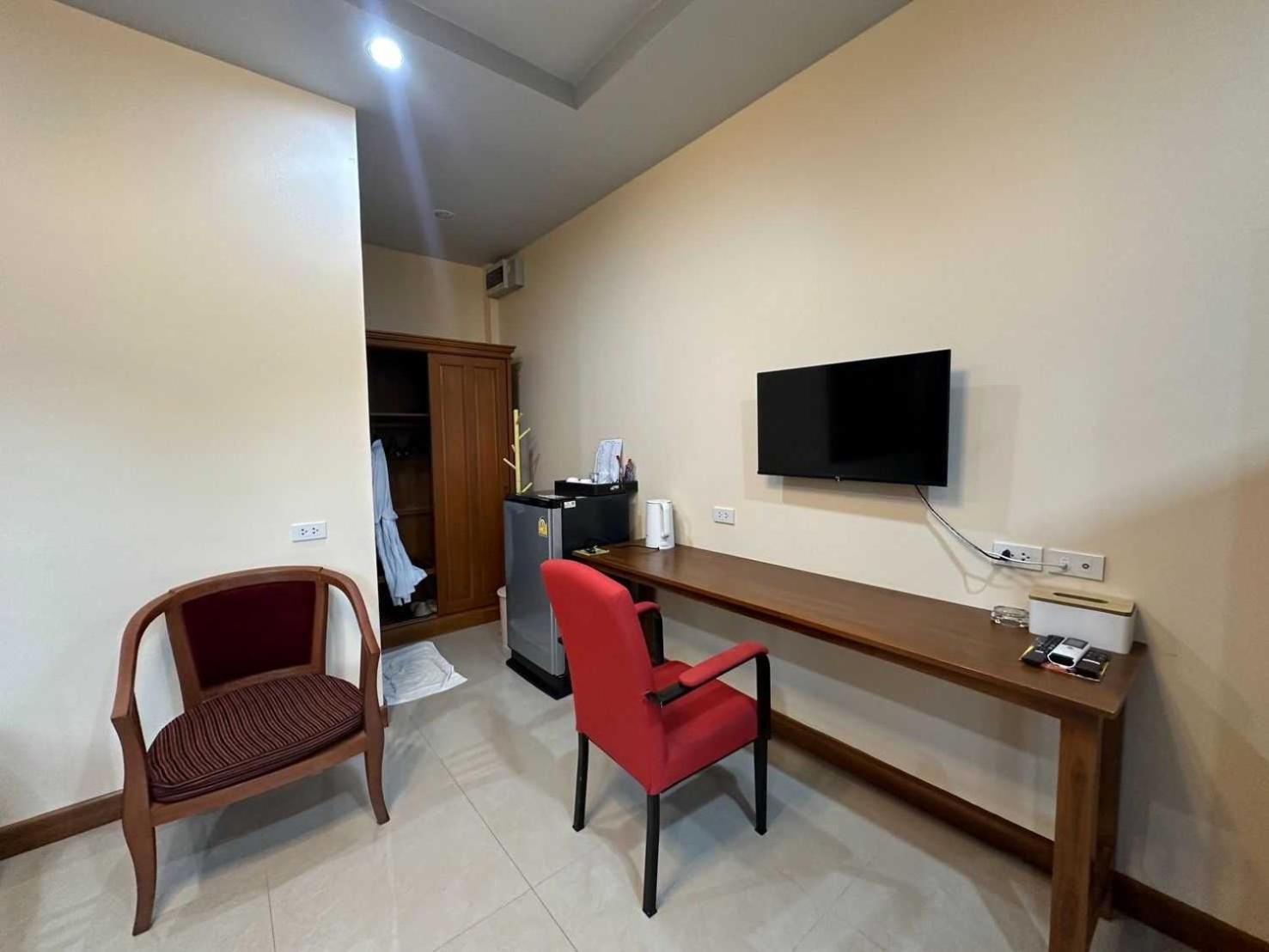 Capital O 75518 Baan Rose Resort Ao Luk المظهر الخارجي الصورة